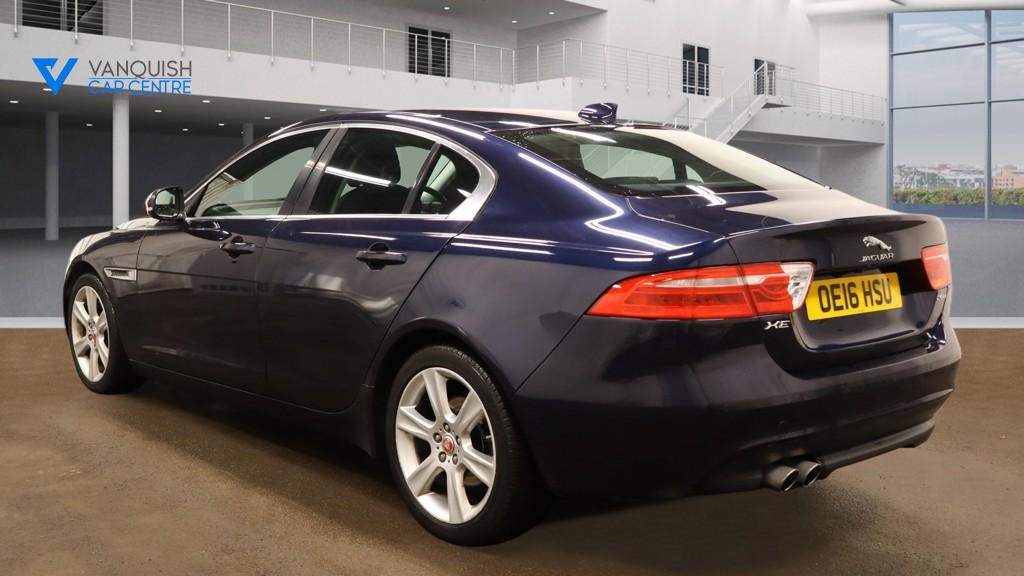 Used Jaguar XE 2016 for sale - 77274451: Photo 3