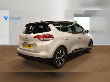 Used Renault Scenic 2017 for sale - 78305976: Photo