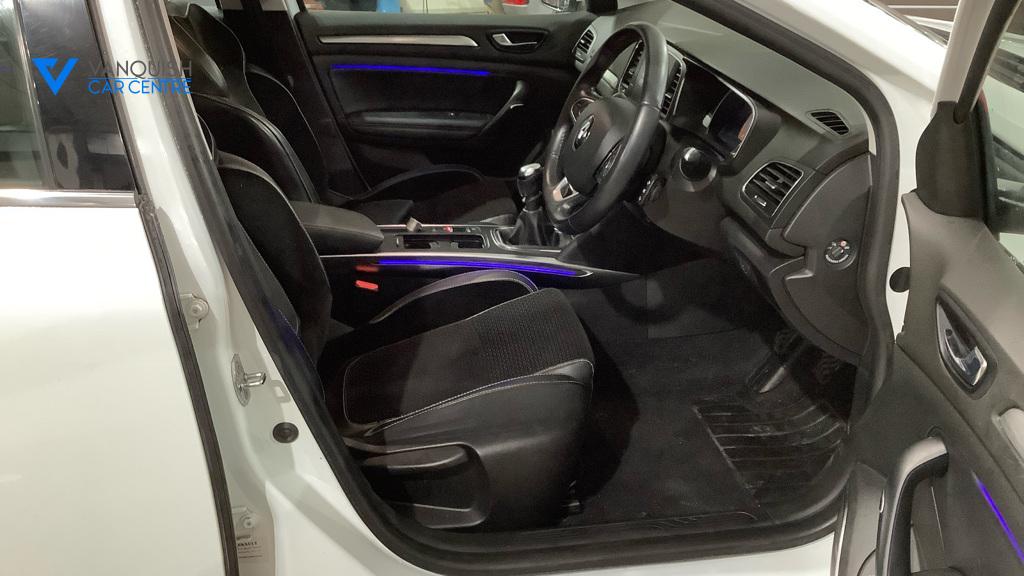 Used Renault Megane 2018 for sale - 77528270: Photo 3