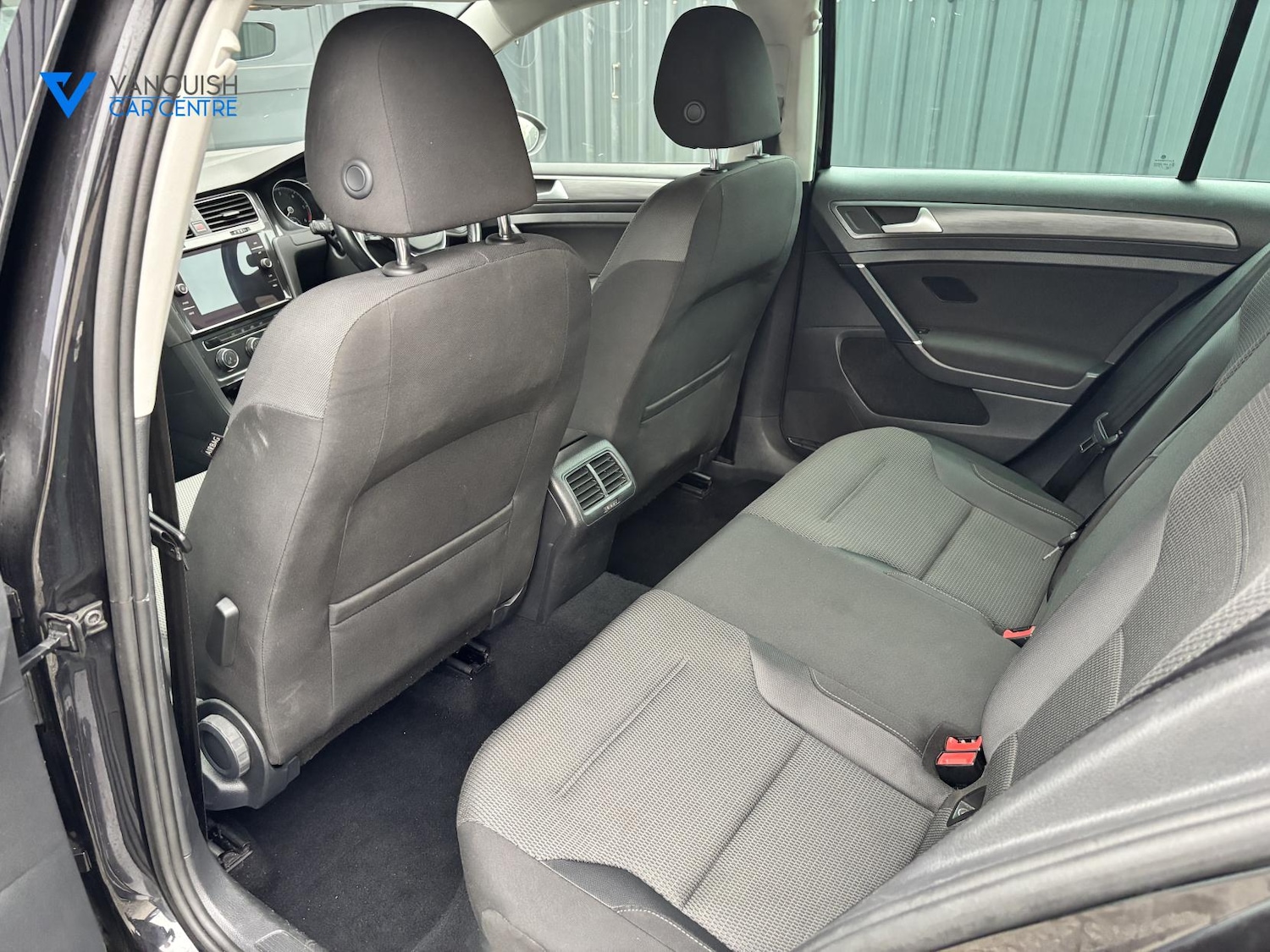 Used Volkswagen Golf 2018 for sale - 76616115: Photo 32