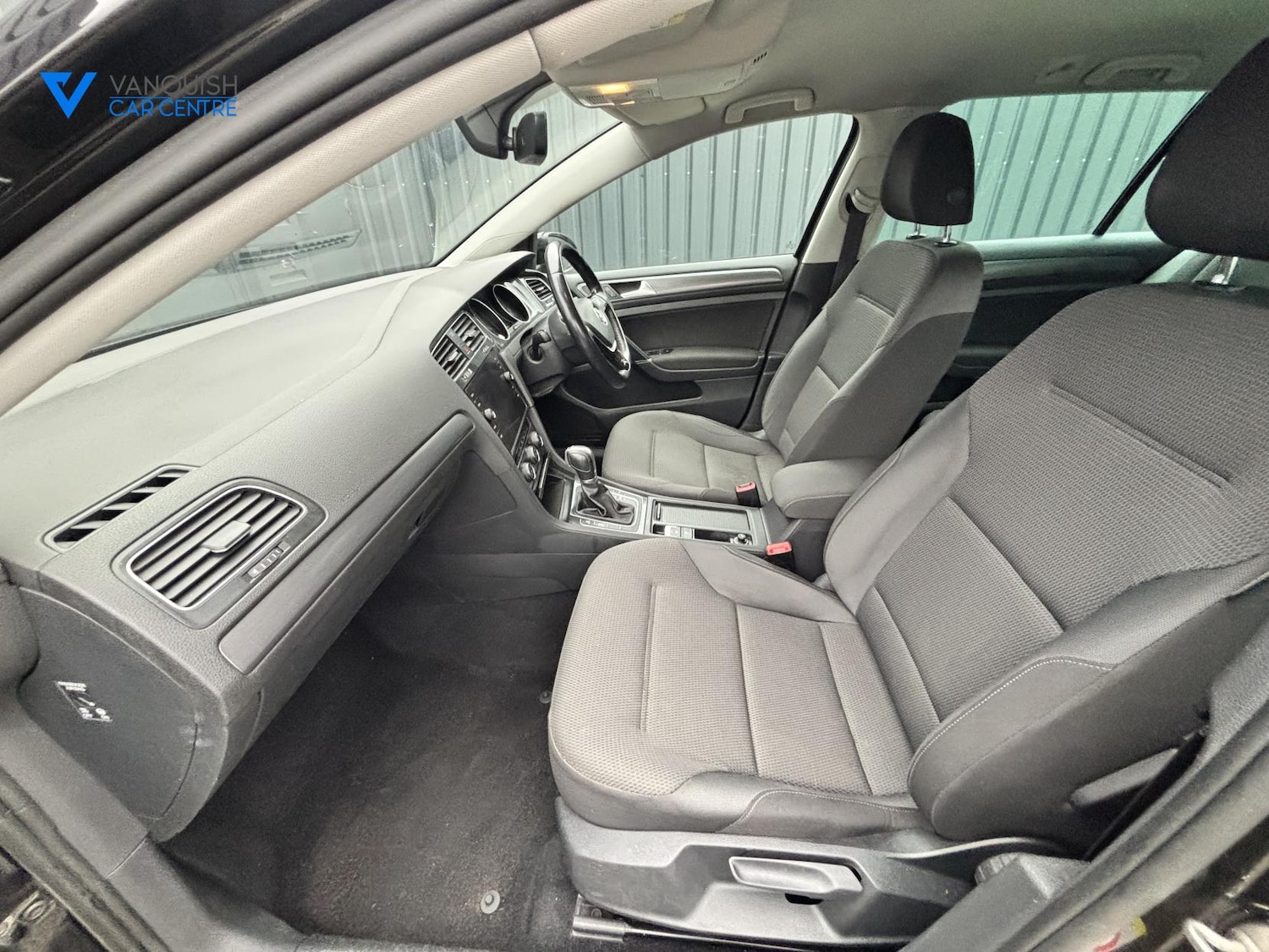 Used Volkswagen Golf 2018 for sale - 76616115: Photo 34