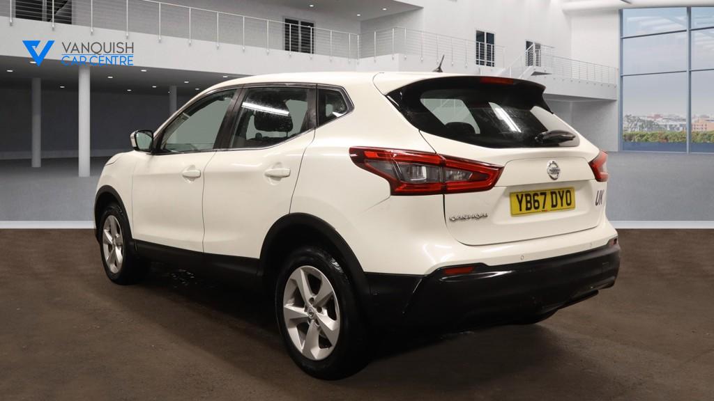 Used Nissan Qashqai 2017 for sale - 77476657: Photo 3