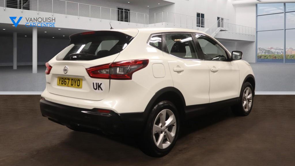 Used Nissan Qashqai 2017 for sale - 77476657: Photo 4