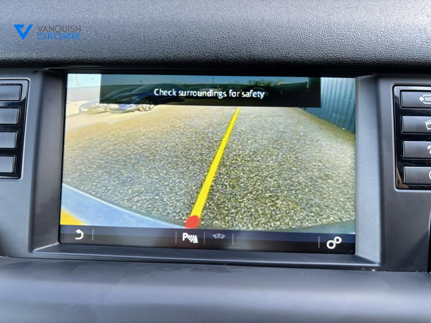 Used Land Rover Discovery Sport 2016 for sale - 77039655: Photo 15