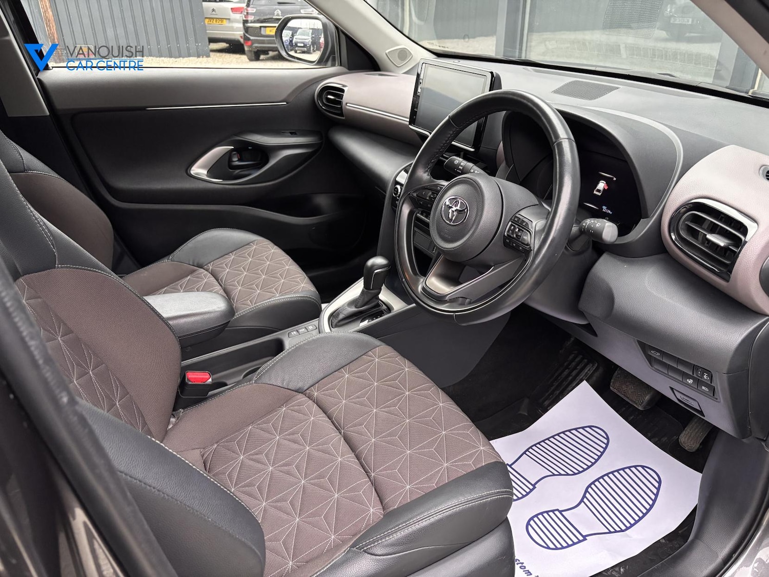 Used Toyota Yaris Cross 2023 for sale - 77682240: Photo 13