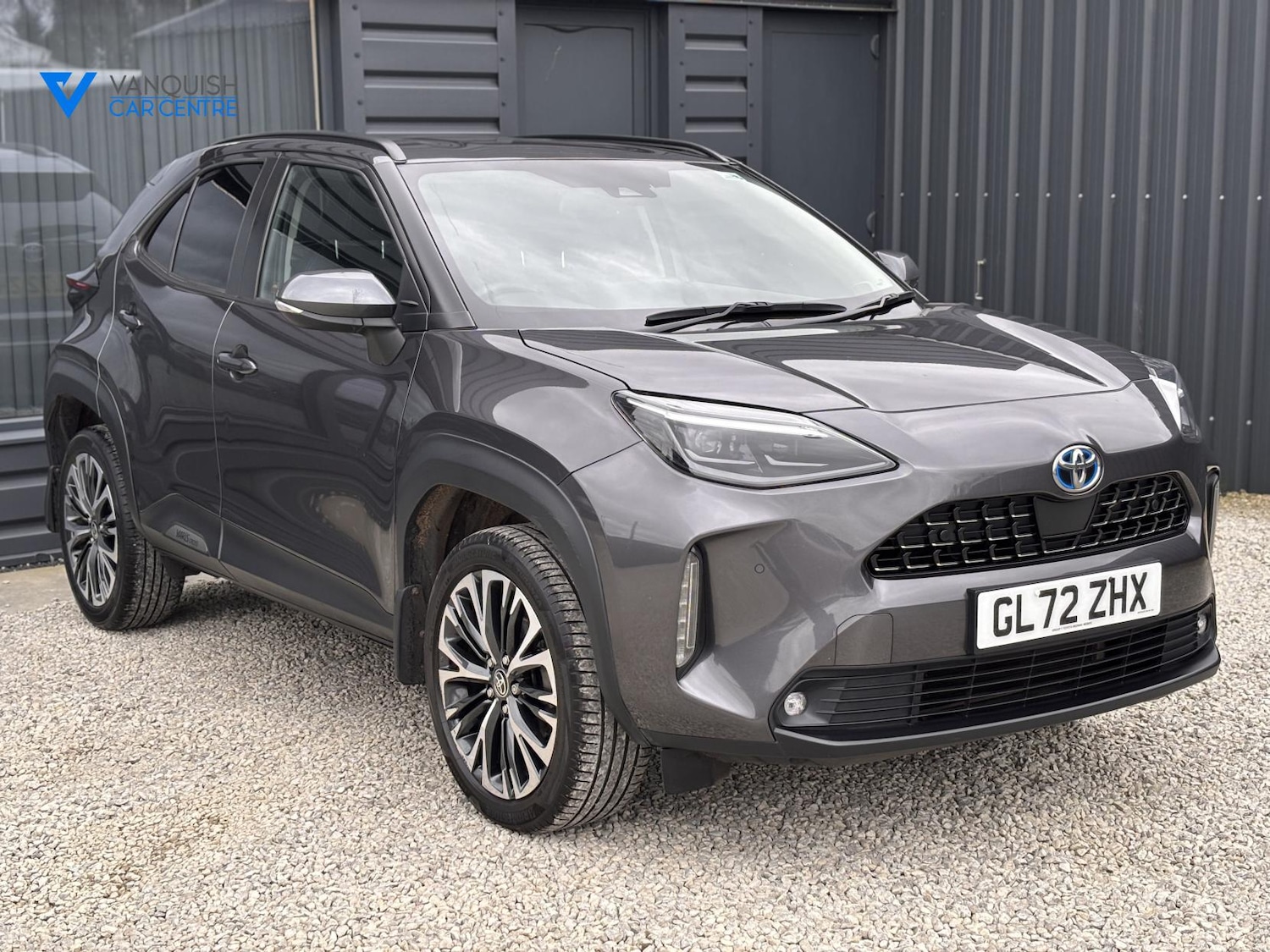 Used Toyota Yaris Cross 2023 for sale - 77682240: Photo 2