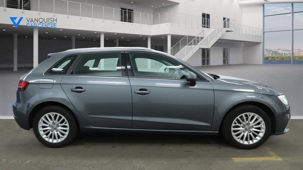 Used Audi A3 2017 for sale - 76770309: Photo 4