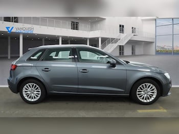 Used Audi A3 2017 for sale - 76770309: Photo