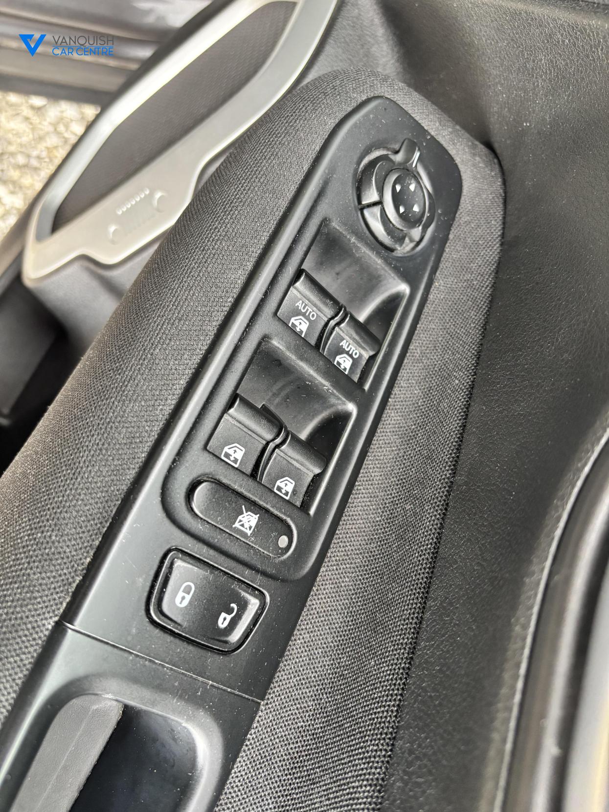 Used Jeep Renegade 2016 for sale - 76616122: Photo 38