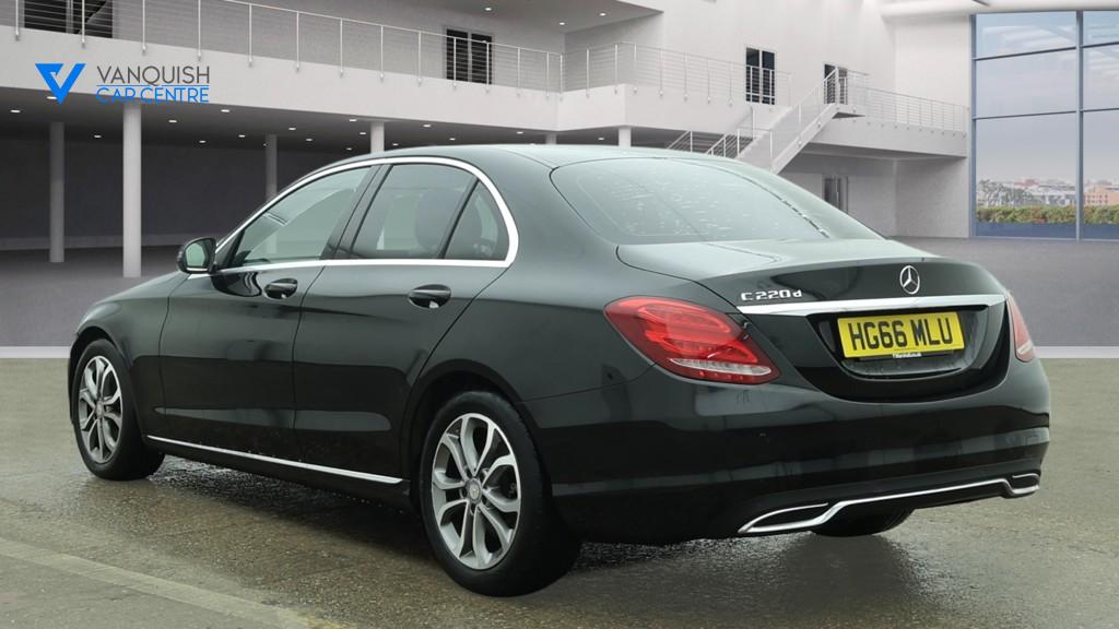 Used Mercedes-Benz C Class 2016 for sale - 77528272: Photo 5