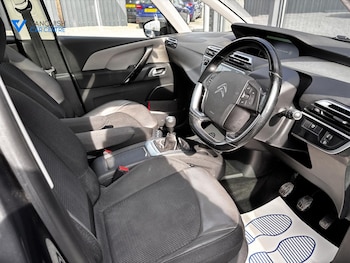 Used Citroen Grand C4 Picasso 2016 for sale - 78442749: Photo