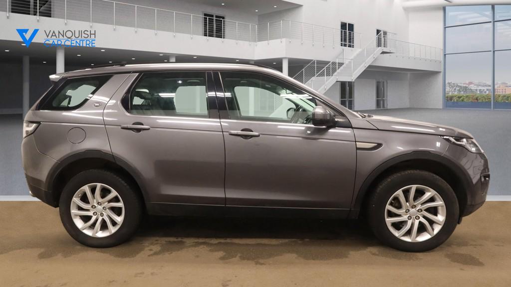 Used Land Rover Discovery Sport 2017 for sale - 77881478: Photo 5