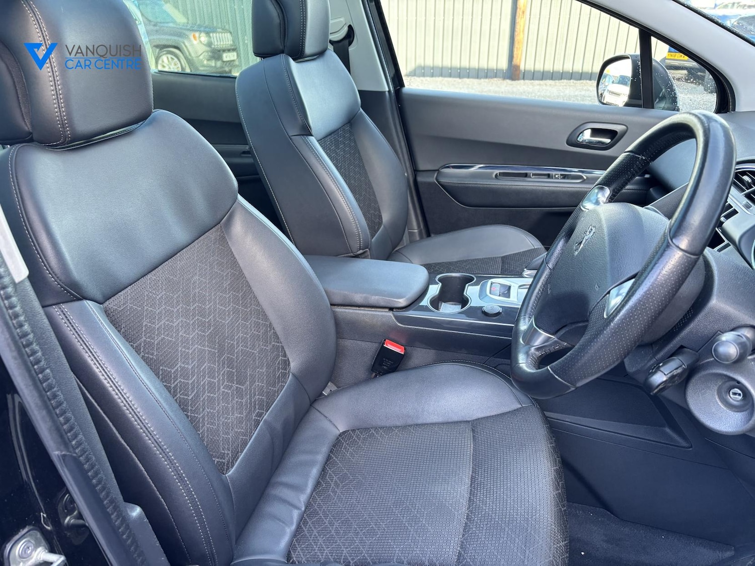 Used Peugeot 3008 2015 for sale - 76616111: Photo 32