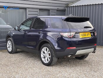 Used Land Rover Discovery Sport 2017 for sale - 77198470: Photo