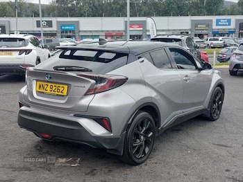 Used Toyota C-HR 2017 for sale - 75647532: Photo