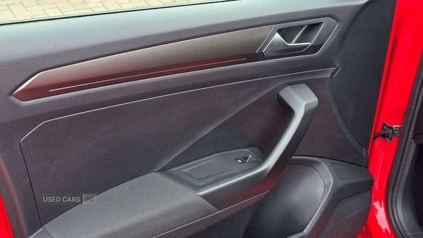 Used Volkswagen T-Roc 2018 for sale - 76513959: Photo 12