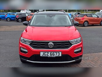 Used Volkswagen T-Roc 2018 for sale - 76513959: Photo