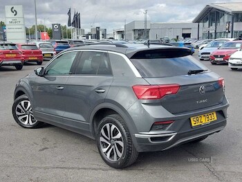 Used Volkswagen T-Roc 2021 for sale - 75415741: Photo