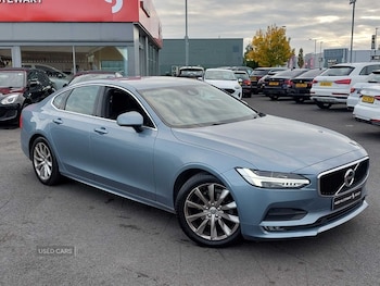 2020 - 2.0 T4 Momentum Plus 4dr Geartronic
