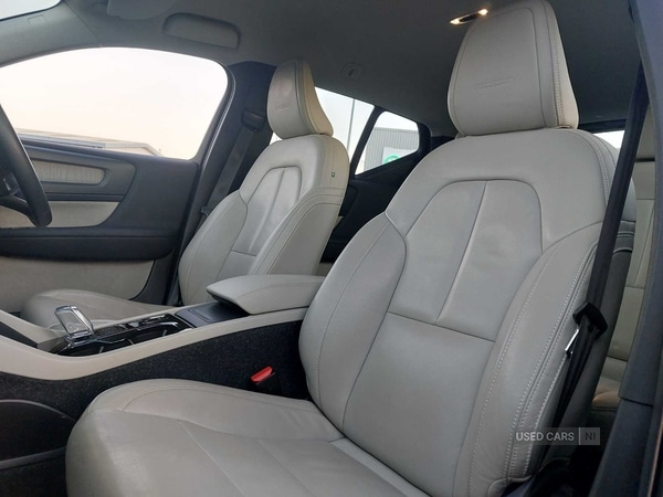 Used Volvo XC40 2020 for sale - 76927207: Photo 8