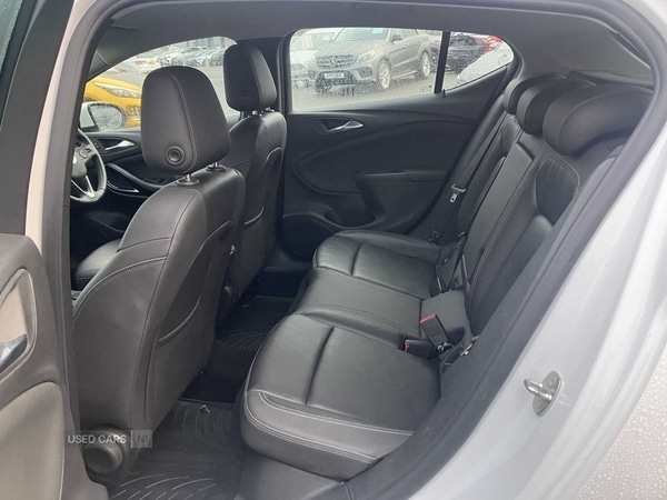 Used Vauxhall Astra 2018 for sale - 76458262: Photo 9