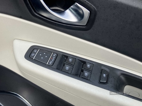 Used Renault Captur 2019 for sale - 76458362: Photo 16