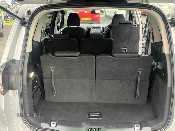 Used Ford Galaxy 2015 for sale - 76409665: Photo 42