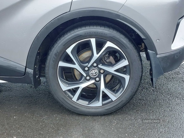 Used Toyota C-HR 2017 for sale - 76474219: Photo 11