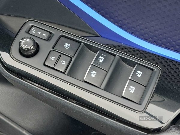 Used Toyota C-HR 2017 for sale - 76474219: Photo 22