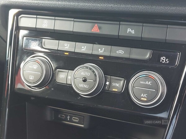 Used Volkswagen T-Roc 2021 for sale - 76085826: Photo 28