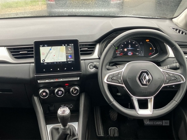 Used Renault Captur 2023 for sale - 78128524: Photo 2