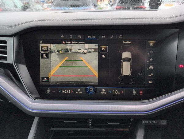 Used Volkswagen Touareg 2018 for sale - 77538912: Photo 32