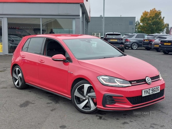 Used Volkswagen Golf 2019 for sale - 76284635: Photo 1