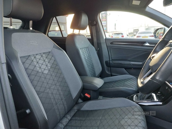 Used Volkswagen T-Roc 2023 for sale - 77231077: Photo 34