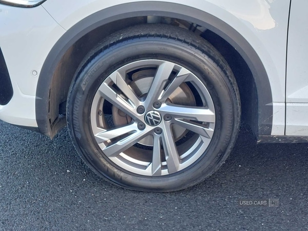 Used Volkswagen T-Roc 2023 for sale - 77231077: Photo 6