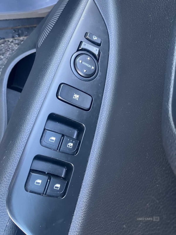 Used Kia Stonic 2022 for sale - 77785107: Photo 11