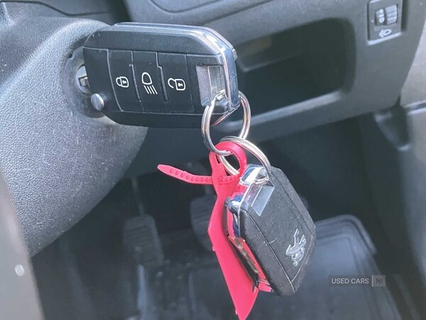 Used Peugeot 2008 2019 for sale - 77098724: Photo 32