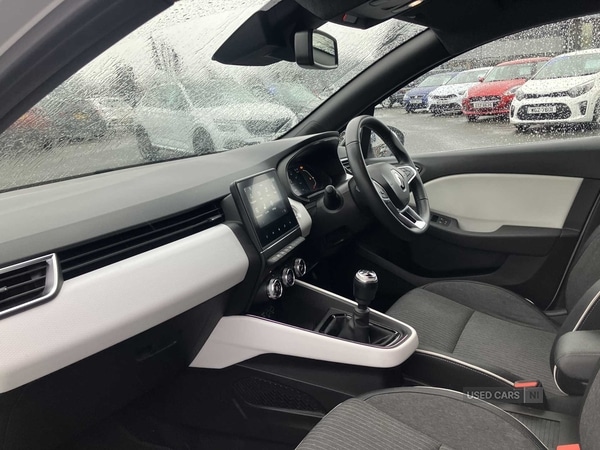 Used Renault Clio 2023 for sale - 77785206: Photo 15