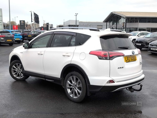 Used Toyota RAV4 2017 for sale - 78020741: Photo 2