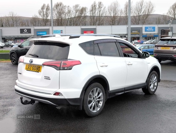 Used Toyota RAV4 2017 for sale - 78020741: Photo 4