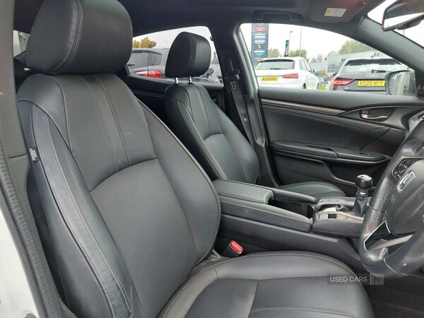 Used Honda Civic 2018 for sale - 76285101: Photo 28
