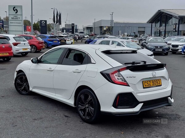 Used Honda Civic 2018 for sale - 76285101: Photo 2