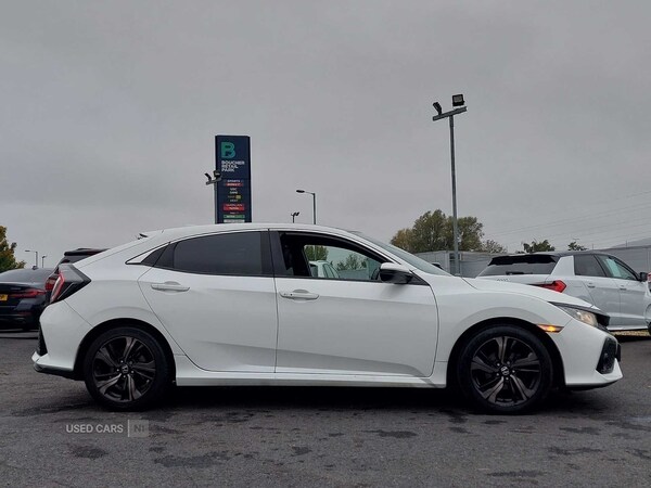 Used Honda Civic 2018 for sale - 76285101: Photo 31