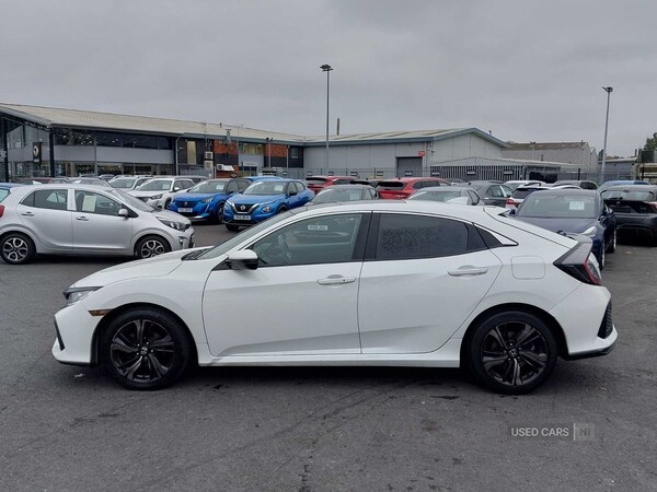 Used Honda Civic 2018 for sale - 76285101: Photo 9