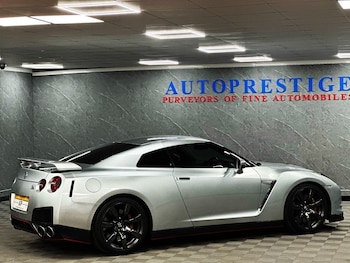Used Nissan GT-R 2010 for sale - 75575745: Photo