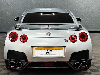 Used Nissan GT-R 2010 for sale - 75575745: Photo