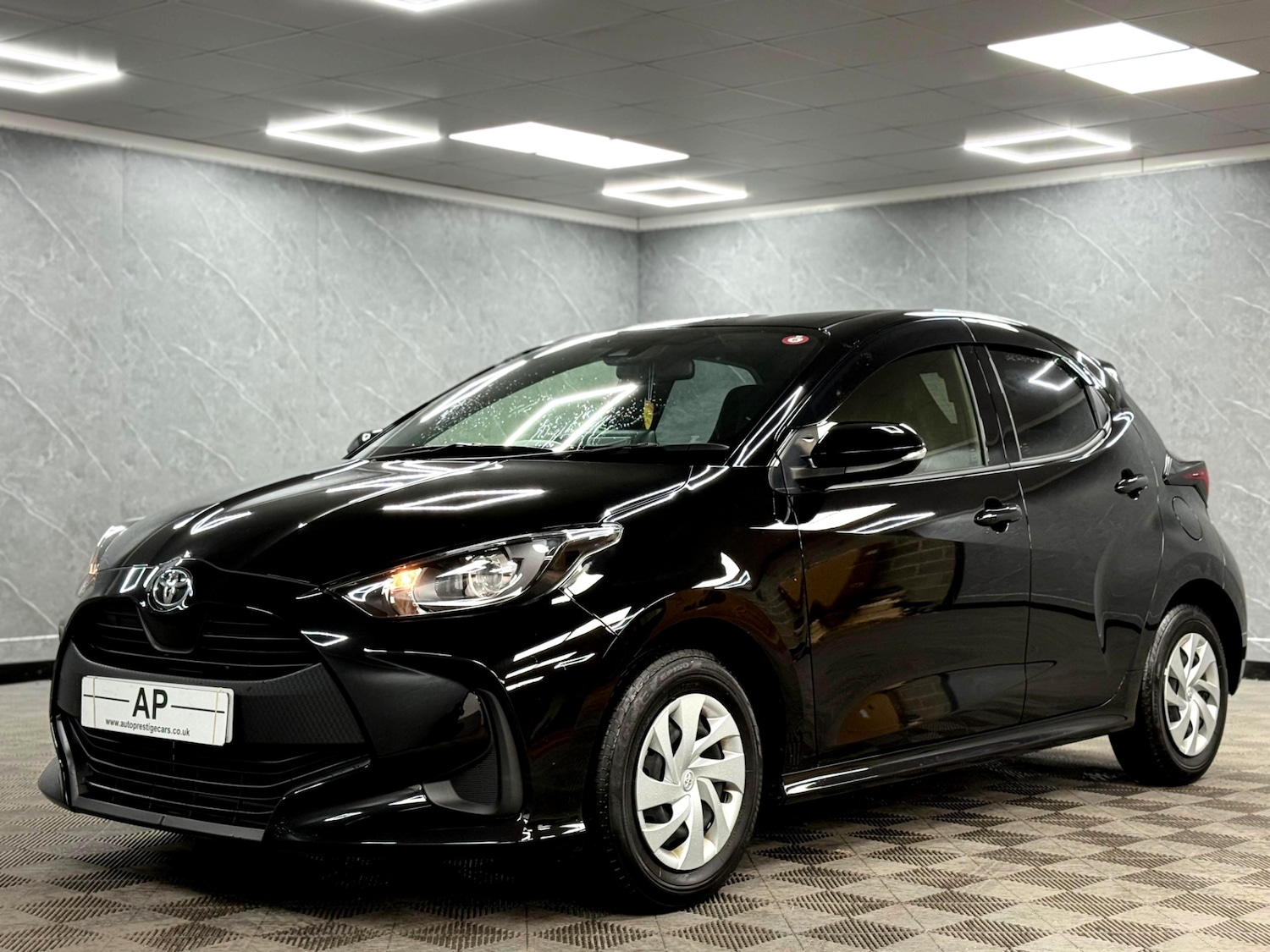 Used Toyota Yaris 2025 for sale - 76947142: Photo 21