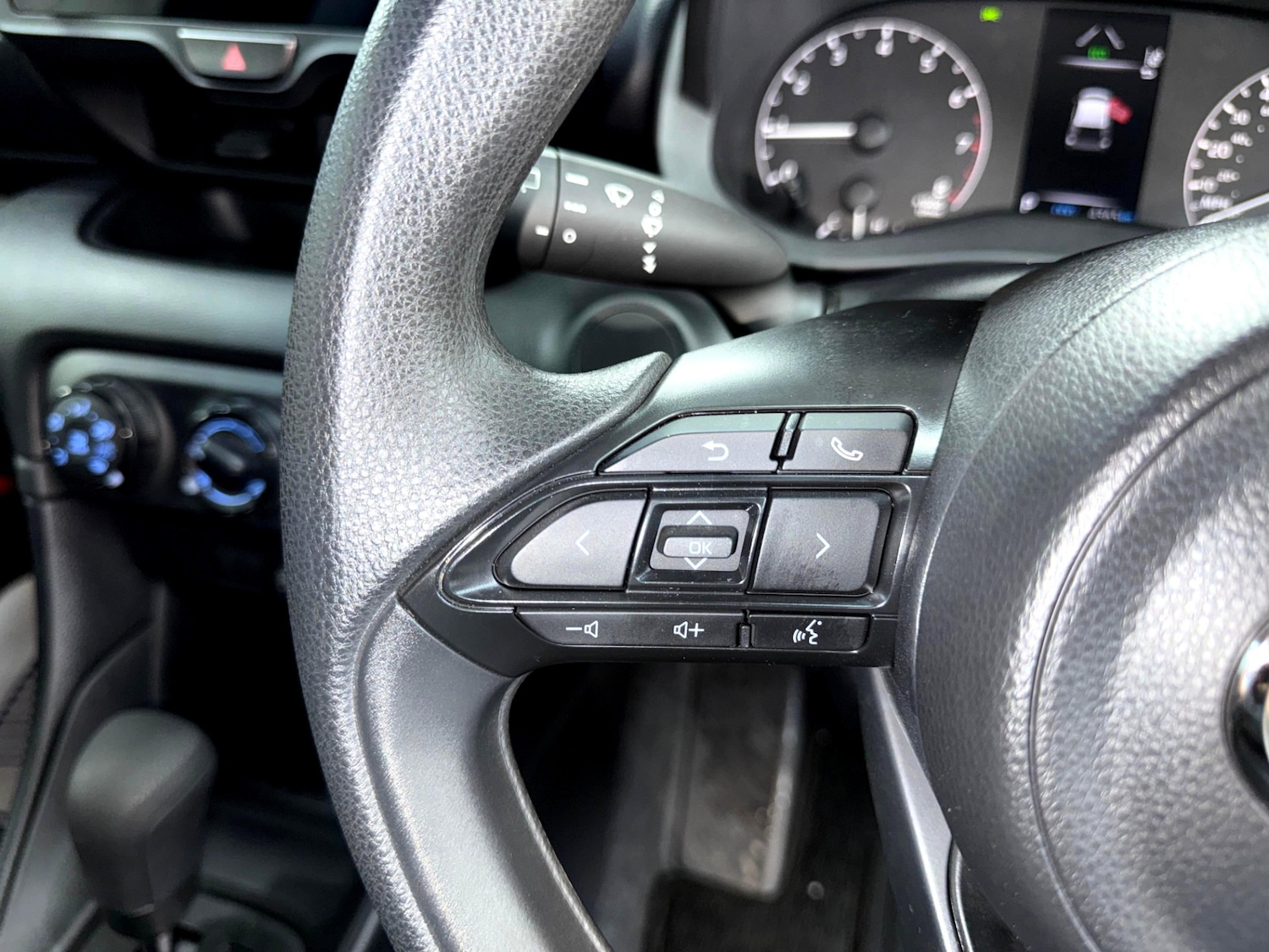 Used Toyota Yaris 2025 for sale - 76947142: Photo 36