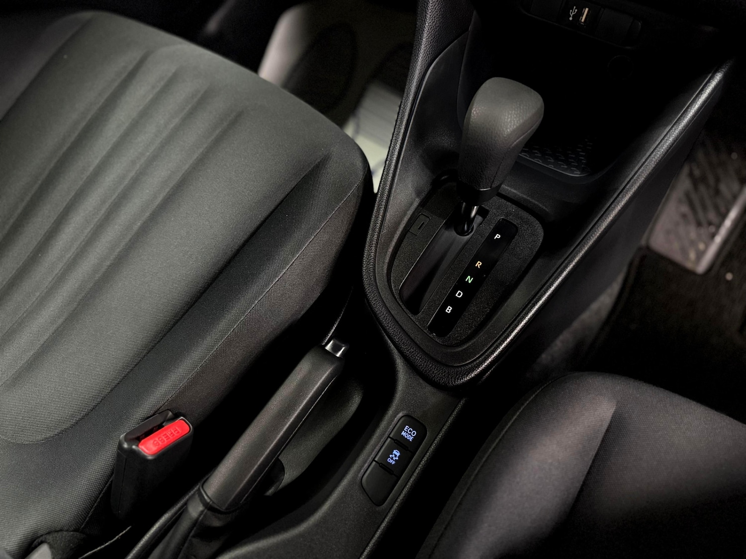 Used Toyota Yaris 2025 for sale - 76947142: Photo 38