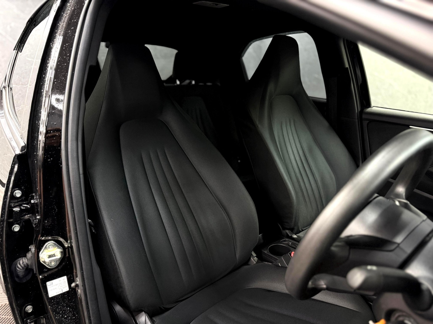 Used Toyota Yaris 2025 for sale - 76947142: Photo 42